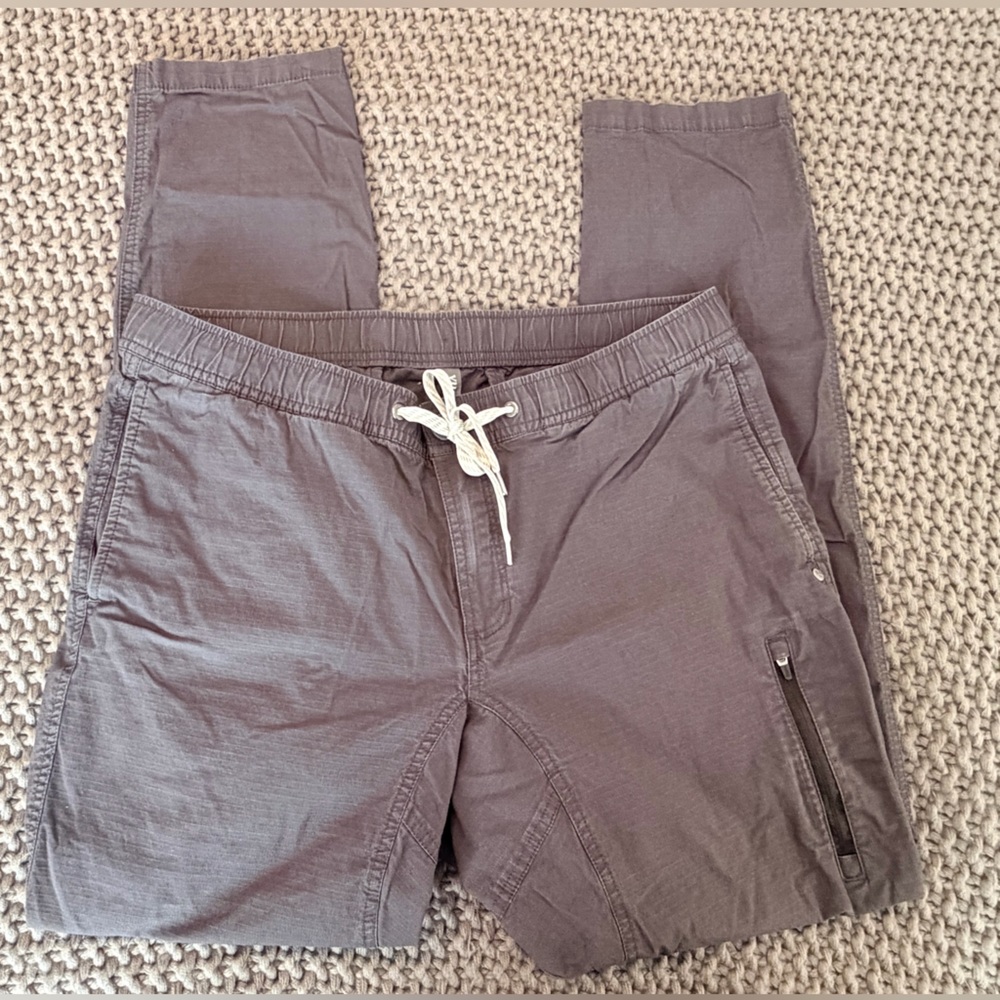Vuori Men's Ripstop Gray Pants with Drawstring